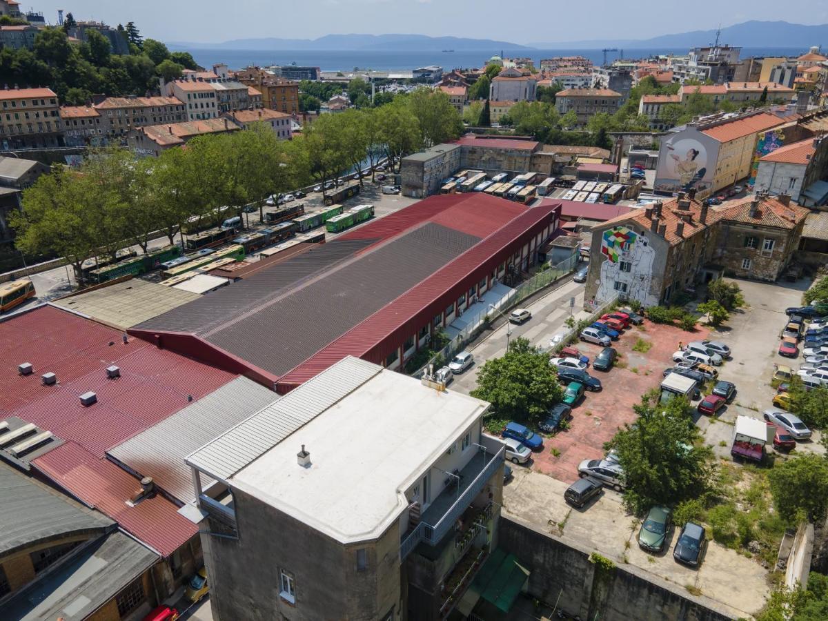 Stunning Apartment In Quiet Street Near Center With Free Parking 4 Floor Rijeka Zewnętrze zdjęcie