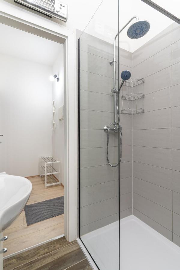 Stunning Apartment In Quiet Street Near Center With Free Parking 4 Floor Rijeka Zewnętrze zdjęcie