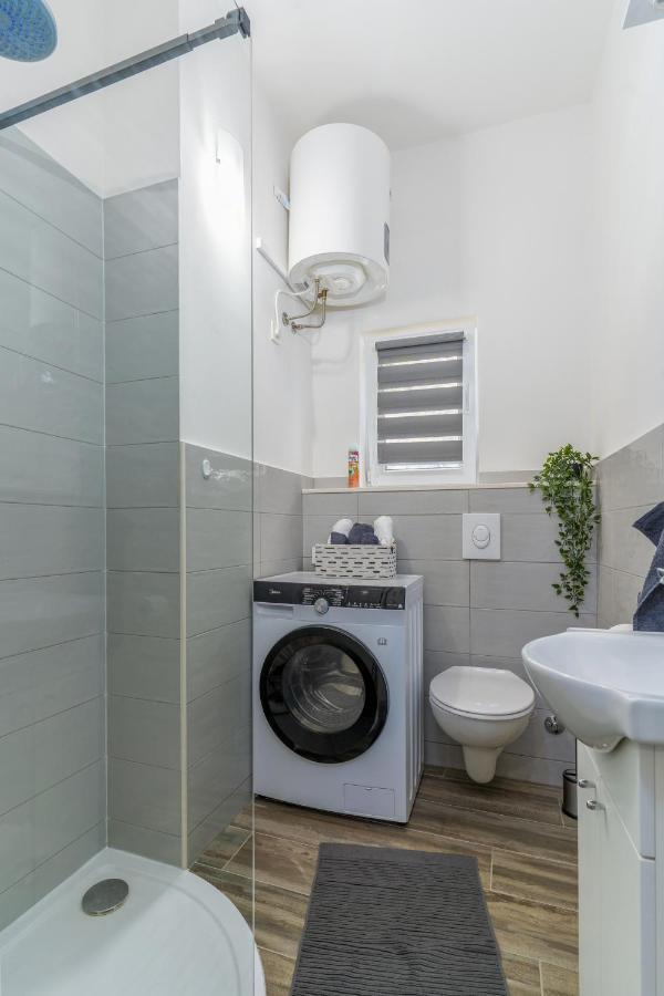 Stunning Apartment In Quiet Street Near Center With Free Parking 4 Floor Rijeka Zewnętrze zdjęcie